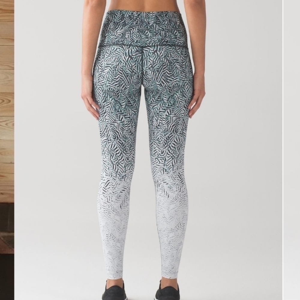 Lululemon Wunder Under Pant (Hi-Rise) (Dazzle Nulux) Dazzle Sz 8